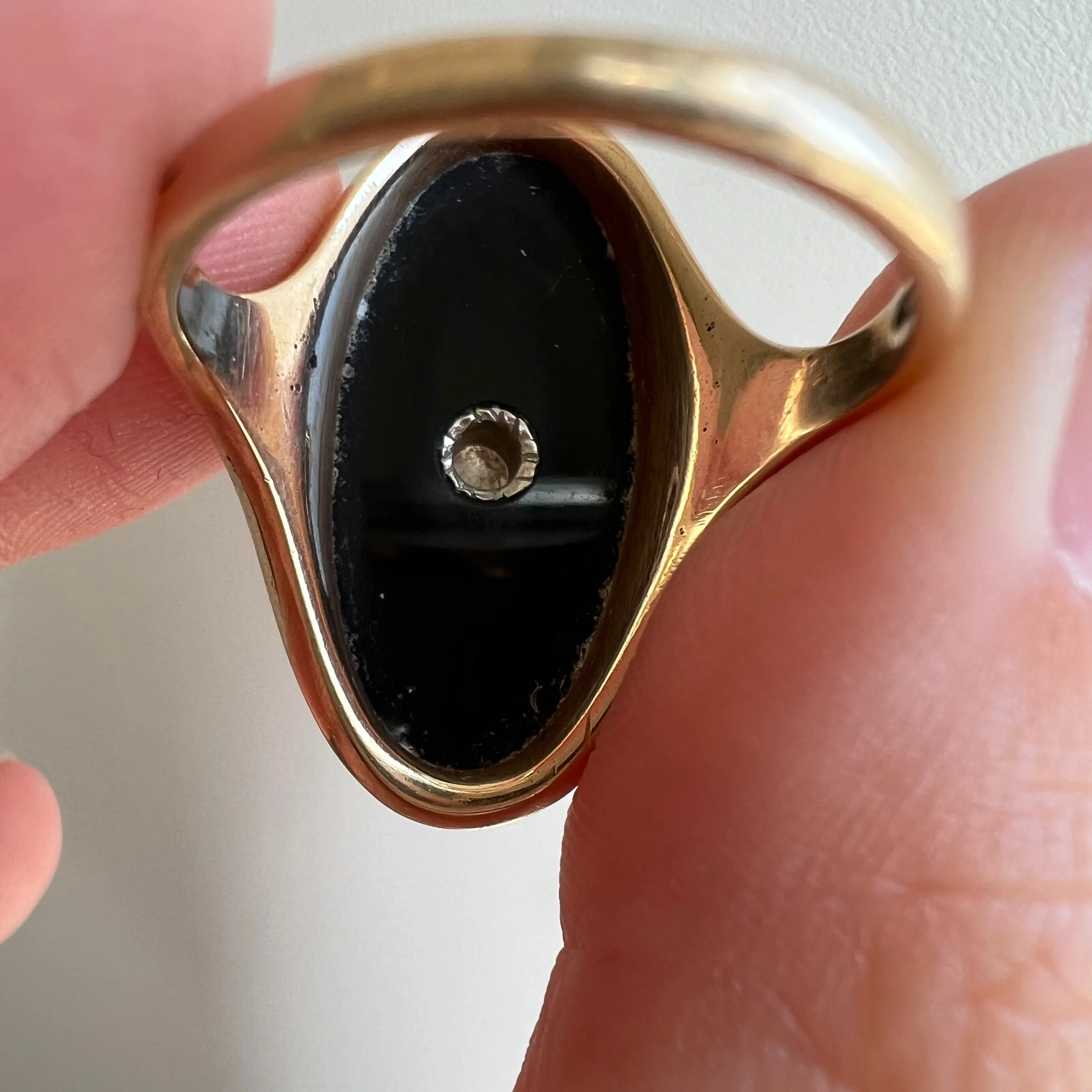 A N T I Q U E // onyx shield / 14k yellow gold with onyx and an old cut diamond / size 6.75-7