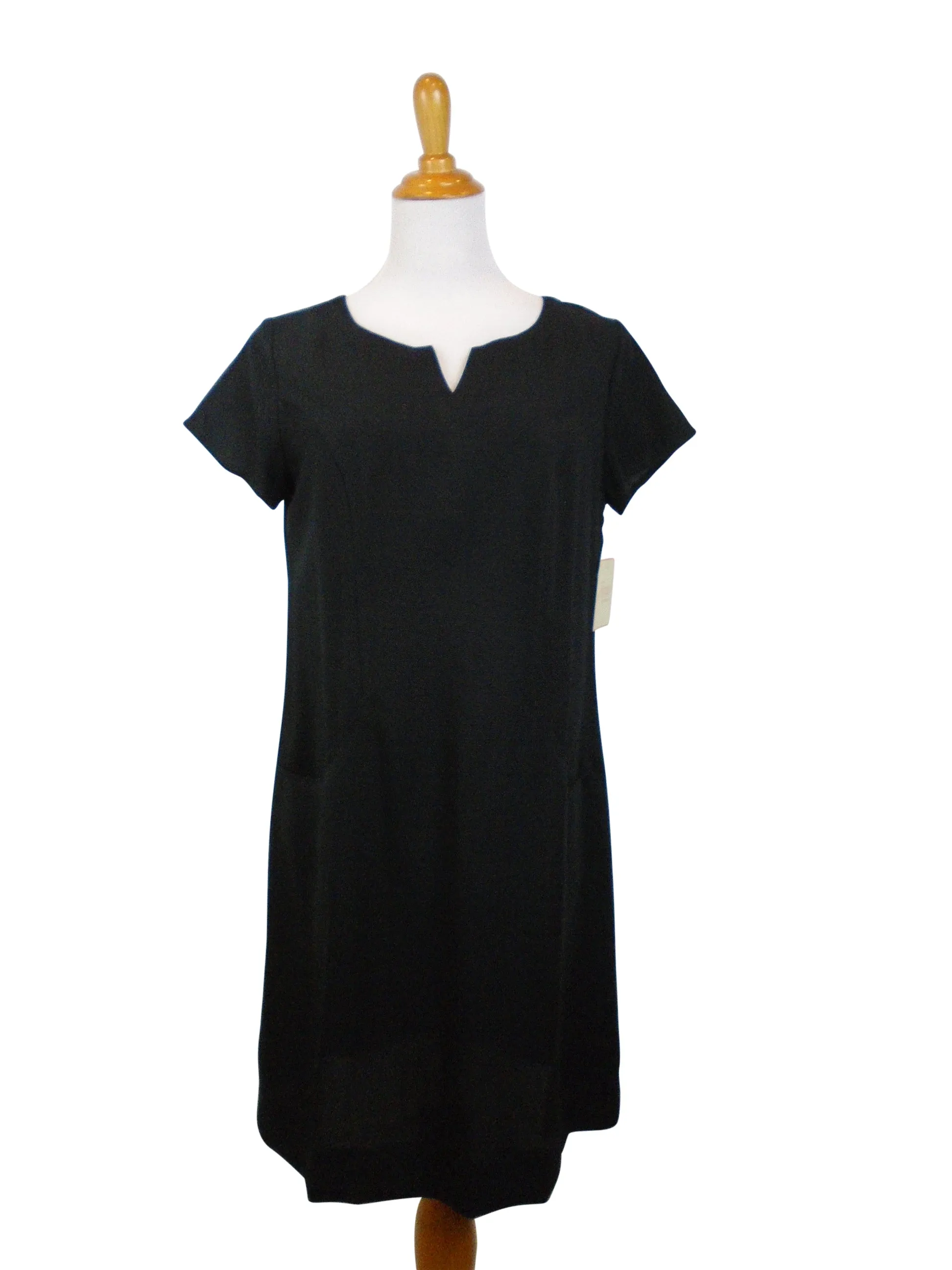 AAD260 - V-Neck Linen Dress