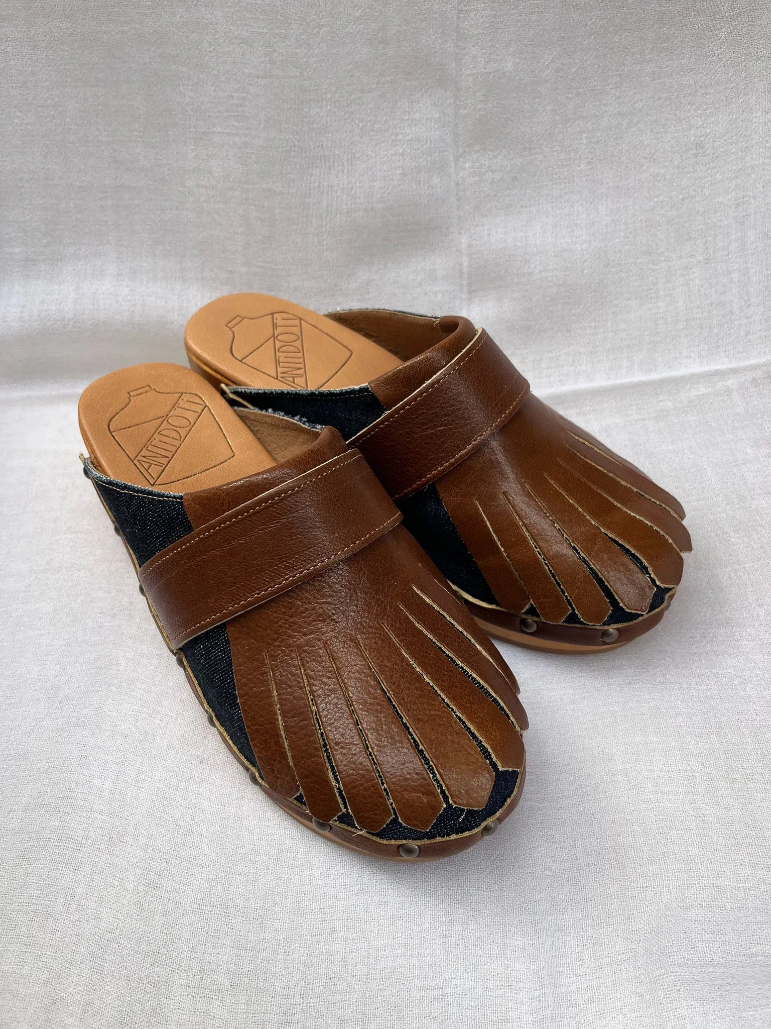 Antidoti Frangyna Velour Brown Leather Uppersoles Clogs - ByAdushka