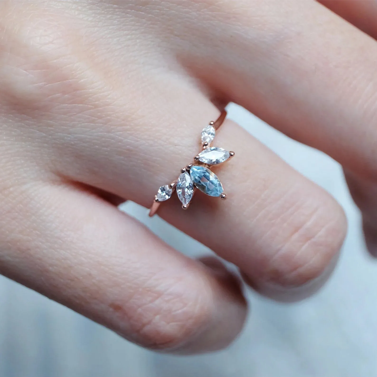 Aquamarine Cluster Ring Enu