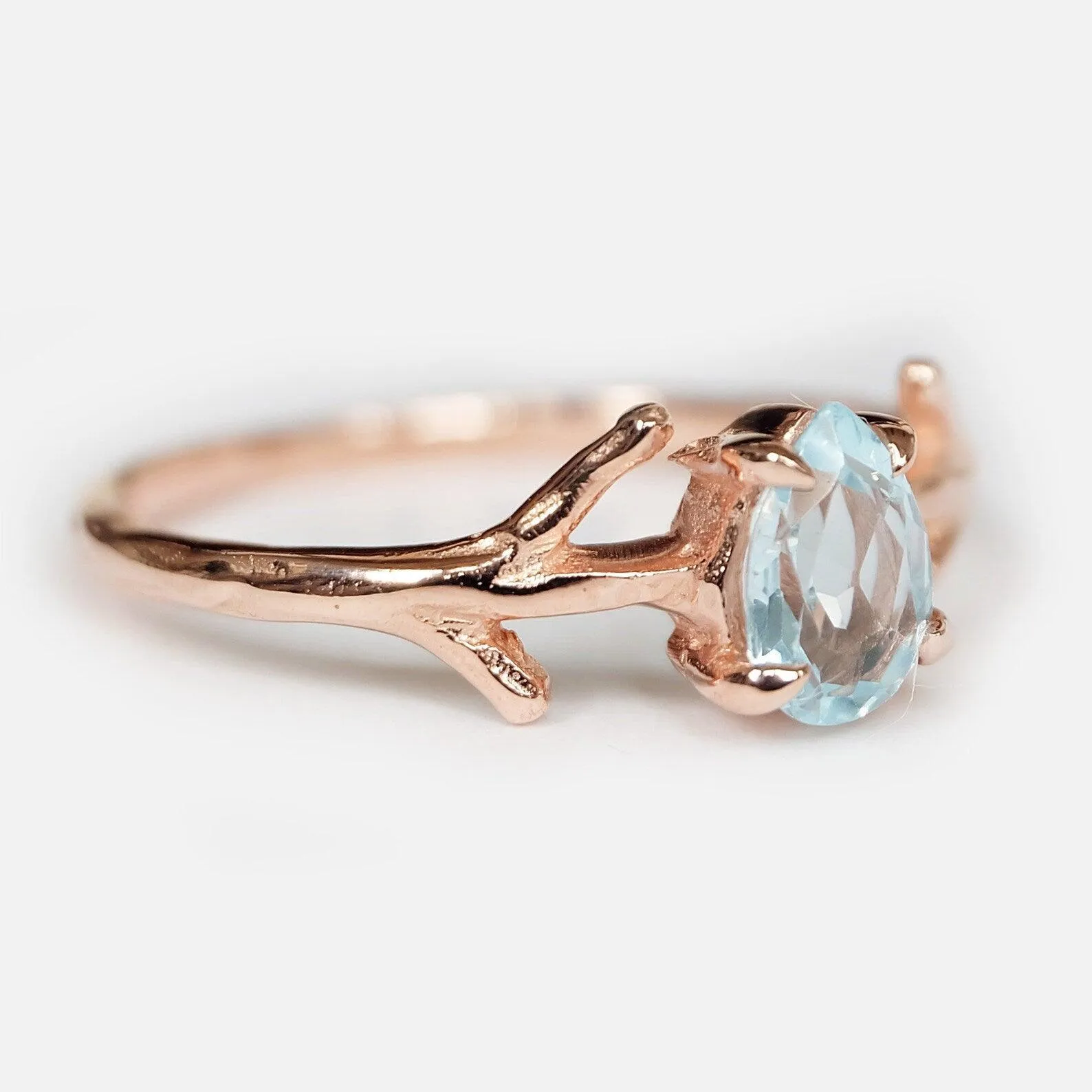 Aquamarine Twig Ring Savisa