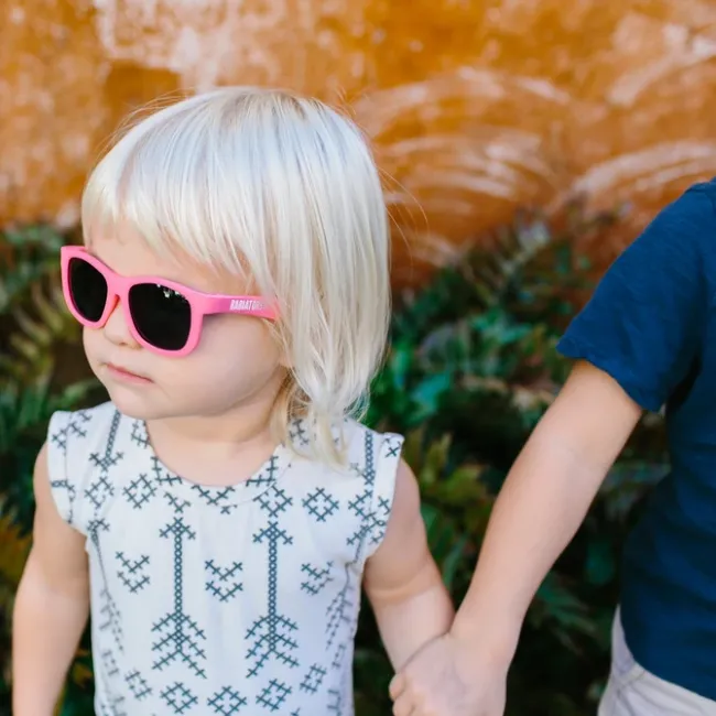 babiators navigator sunglasses think pink