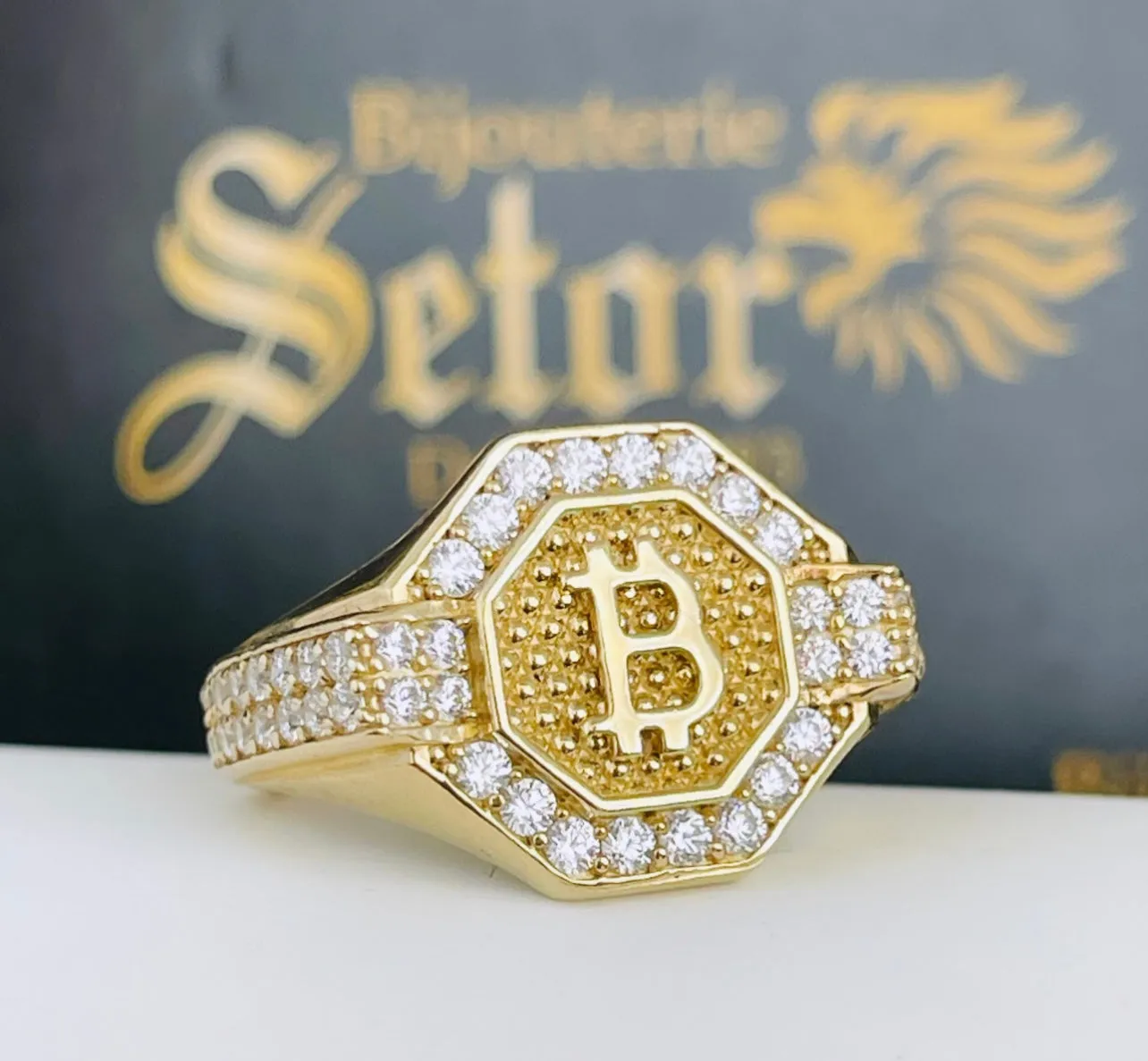 Bitcoin ring