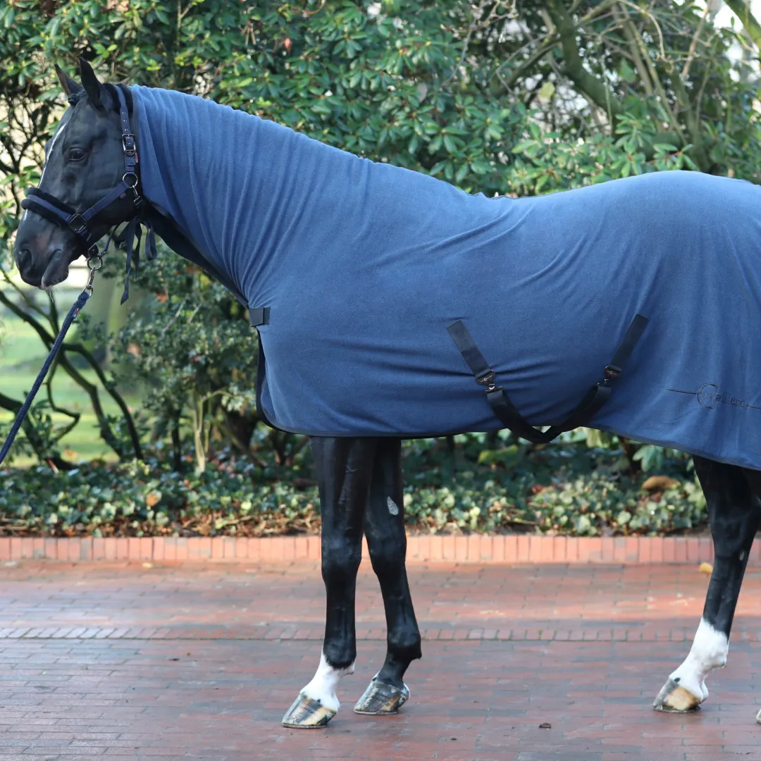 Covalliero High Neck Fleece Blanket