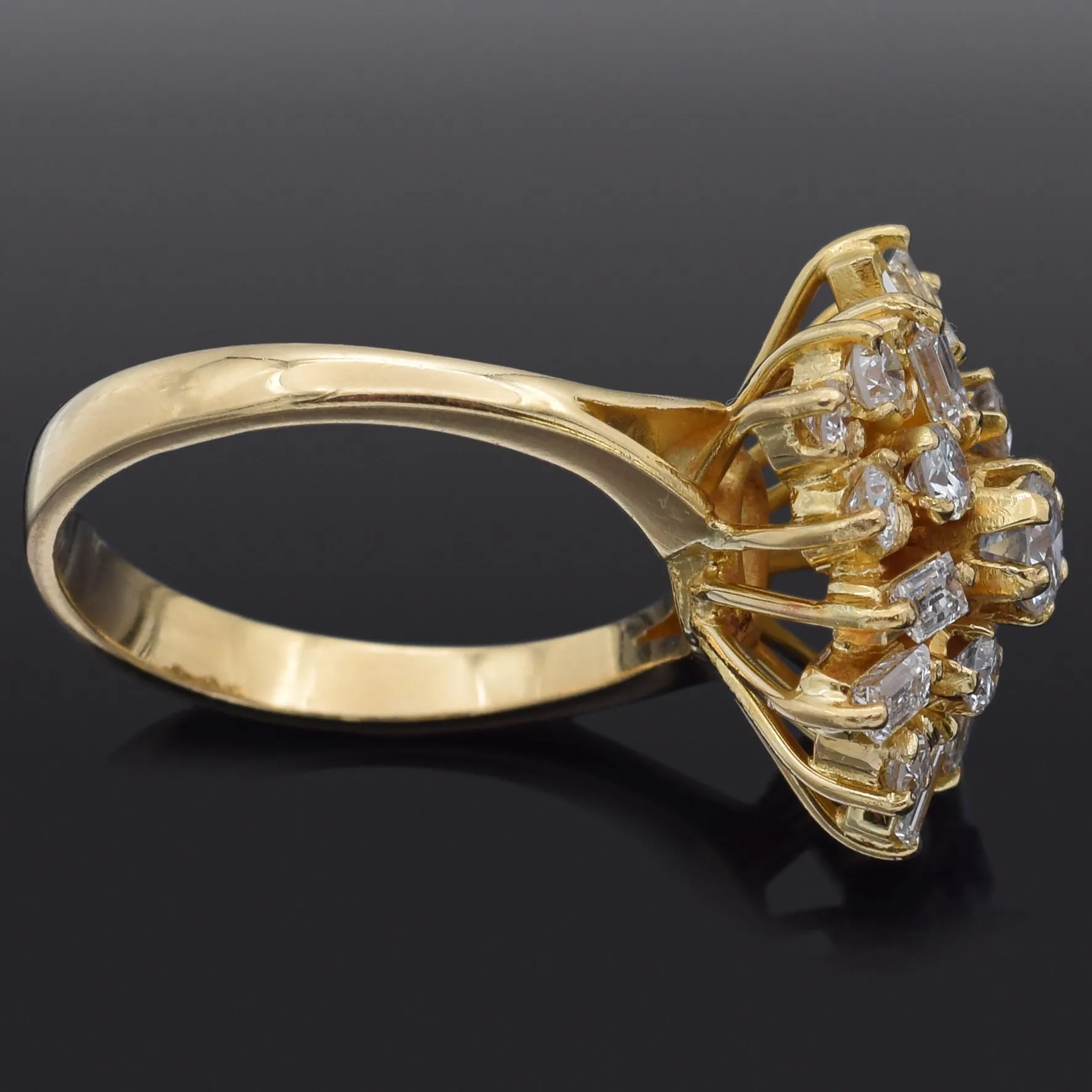 Estate 1.45 TCW Diamond 18K Yellow Gold Cocktail Ring Size 7.5