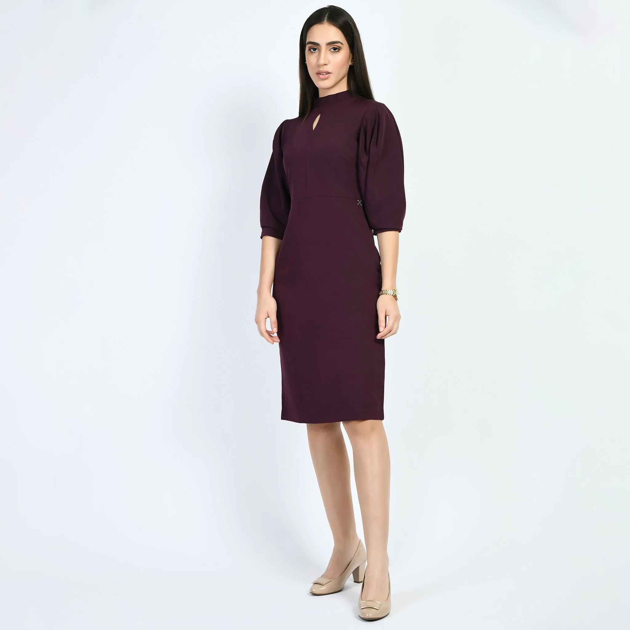 Exude Allure Puffed Sleeves Sheath Dress (Wine)