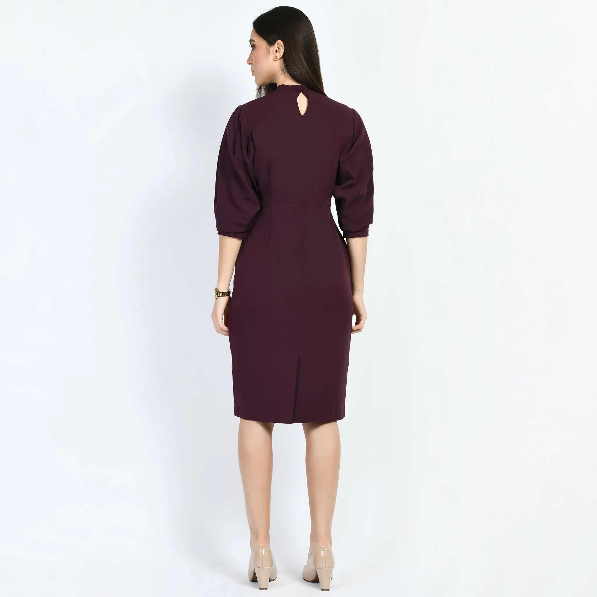 Exude Allure Puffed Sleeves Sheath Dress (Wine)