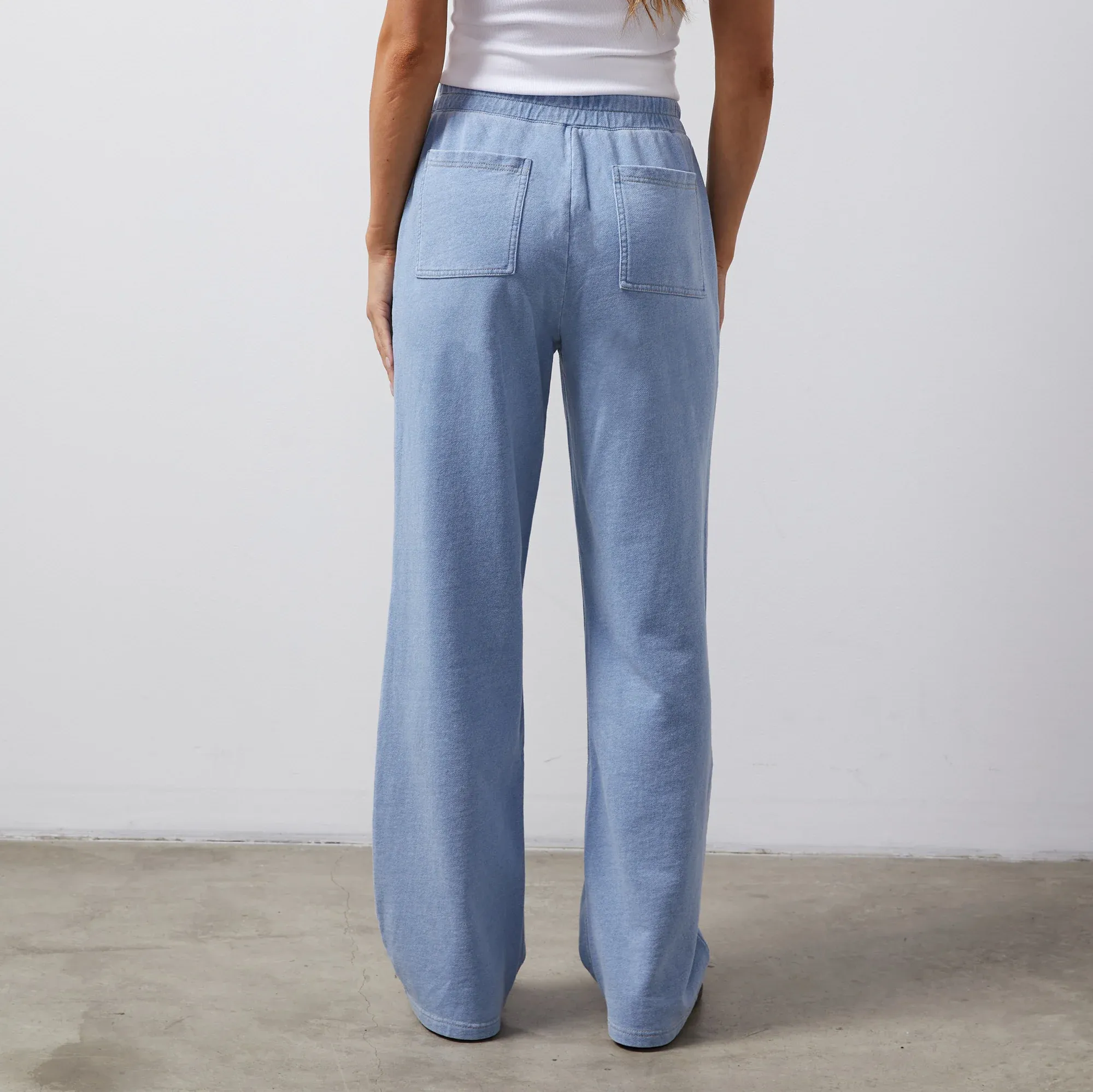 HB0639i Monrow Indigo French Terry Pocket Pant