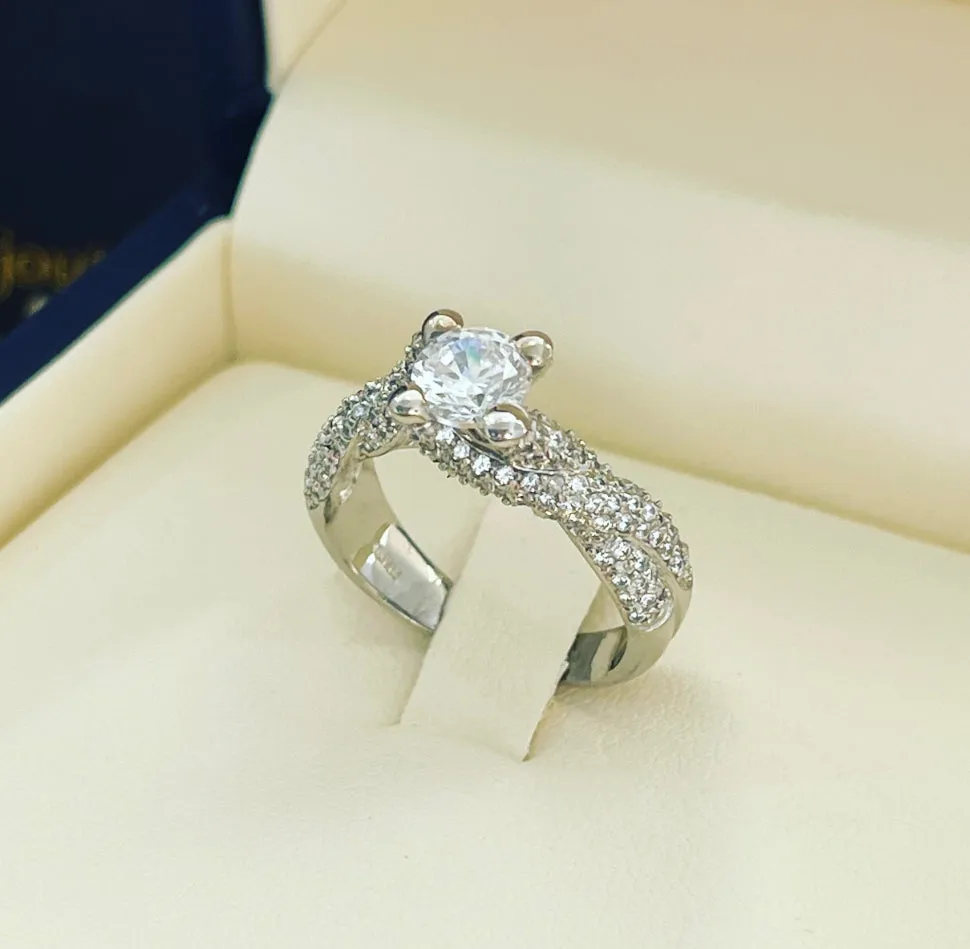 Knotted engagement ring ZER052