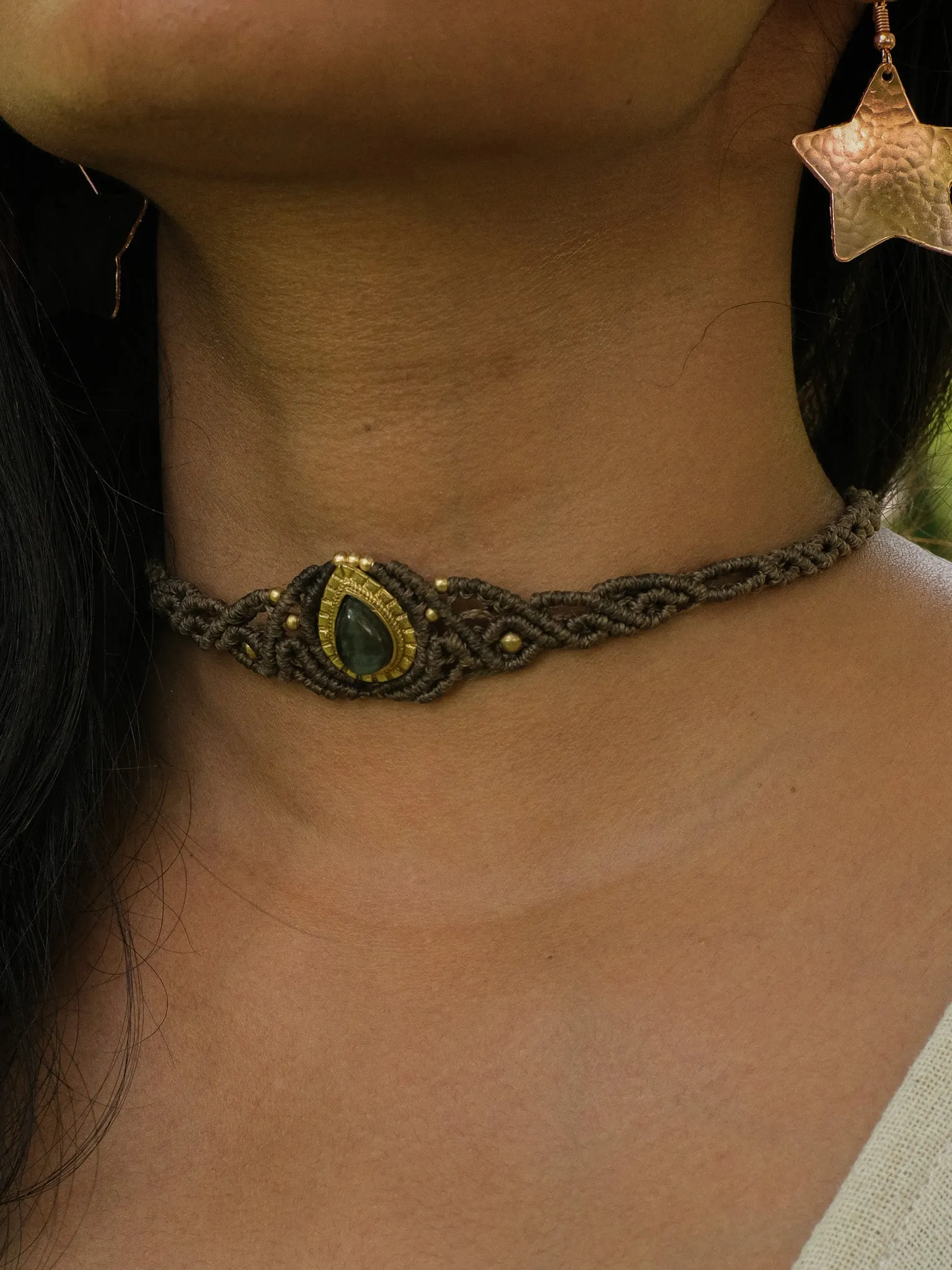 Labradorite Gemstone Choker