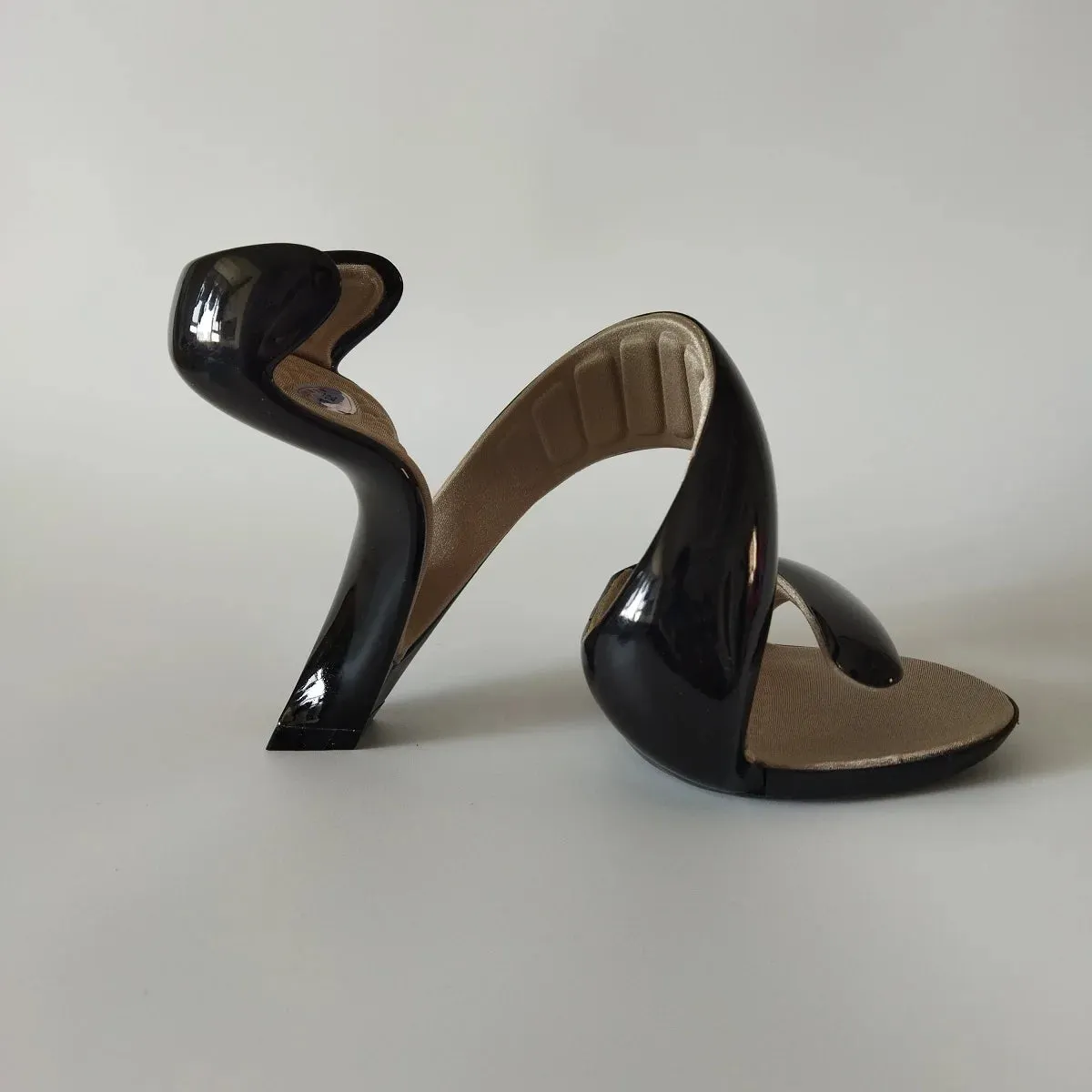 Lucidity Swirl Design Heel