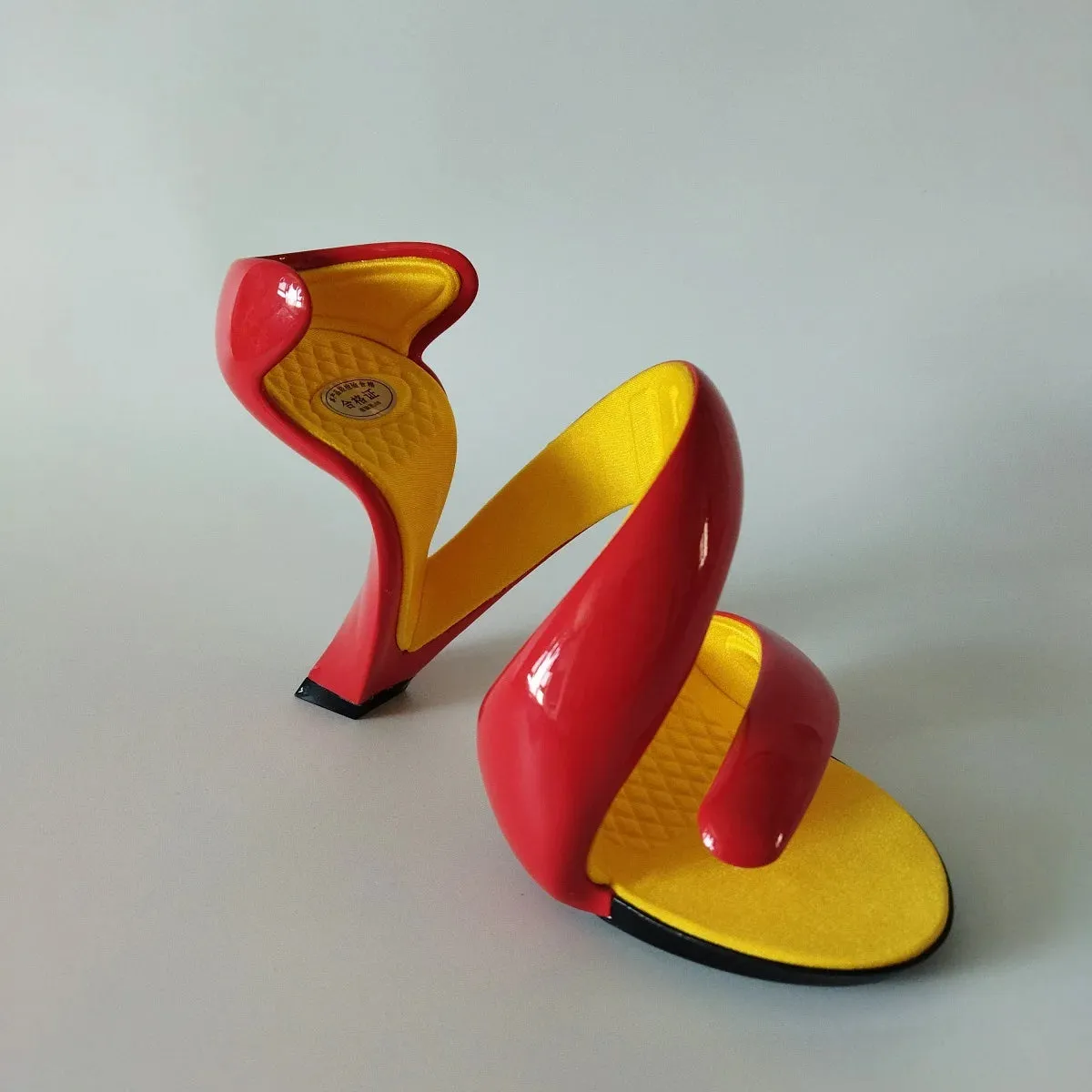 Lucidity Swirl Design Heel