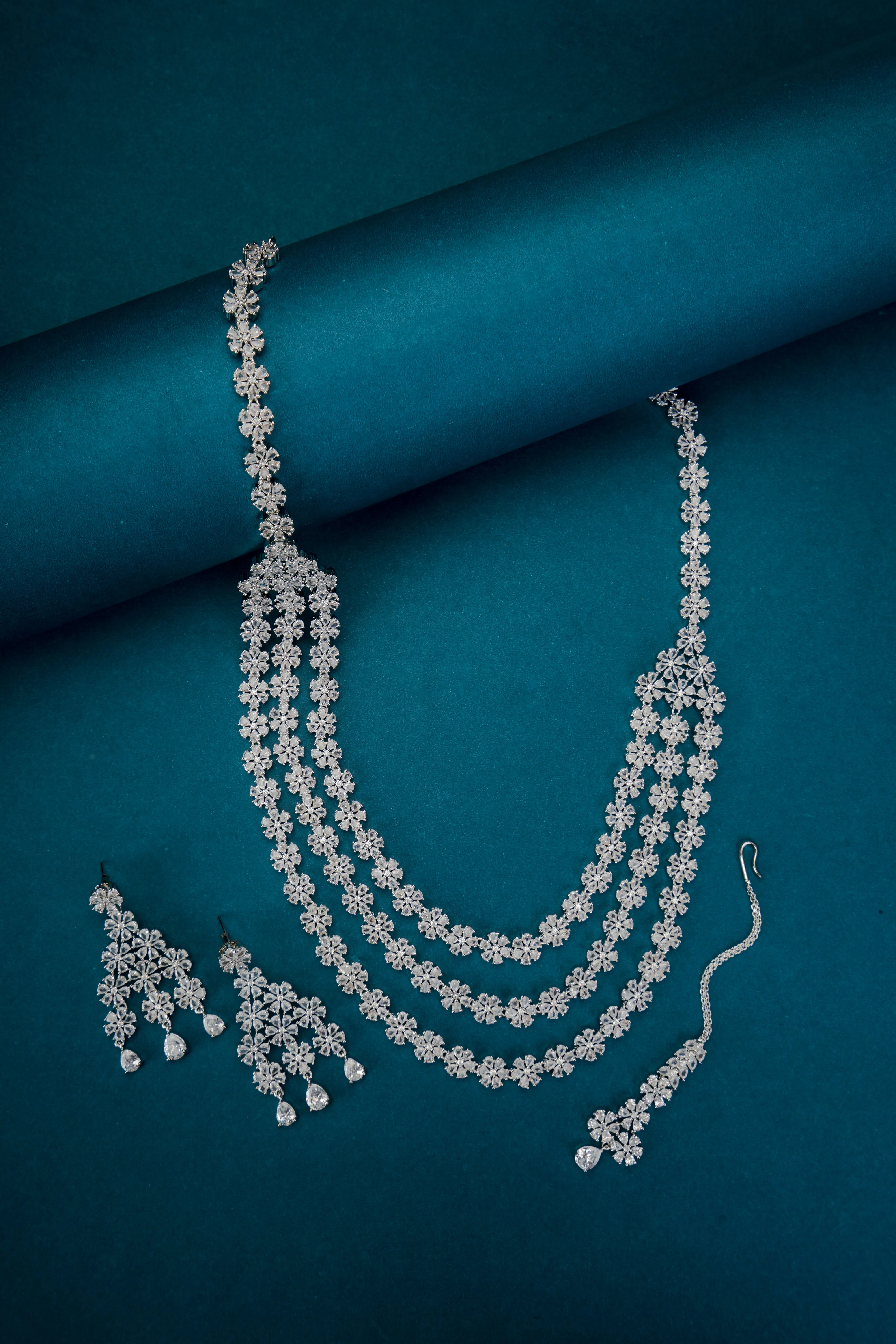 Rhodium White Pearl Delight Necklace