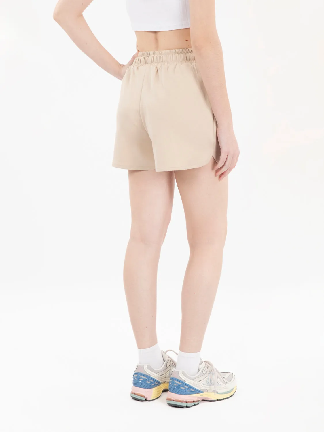 Shorts logo lettering beige sand