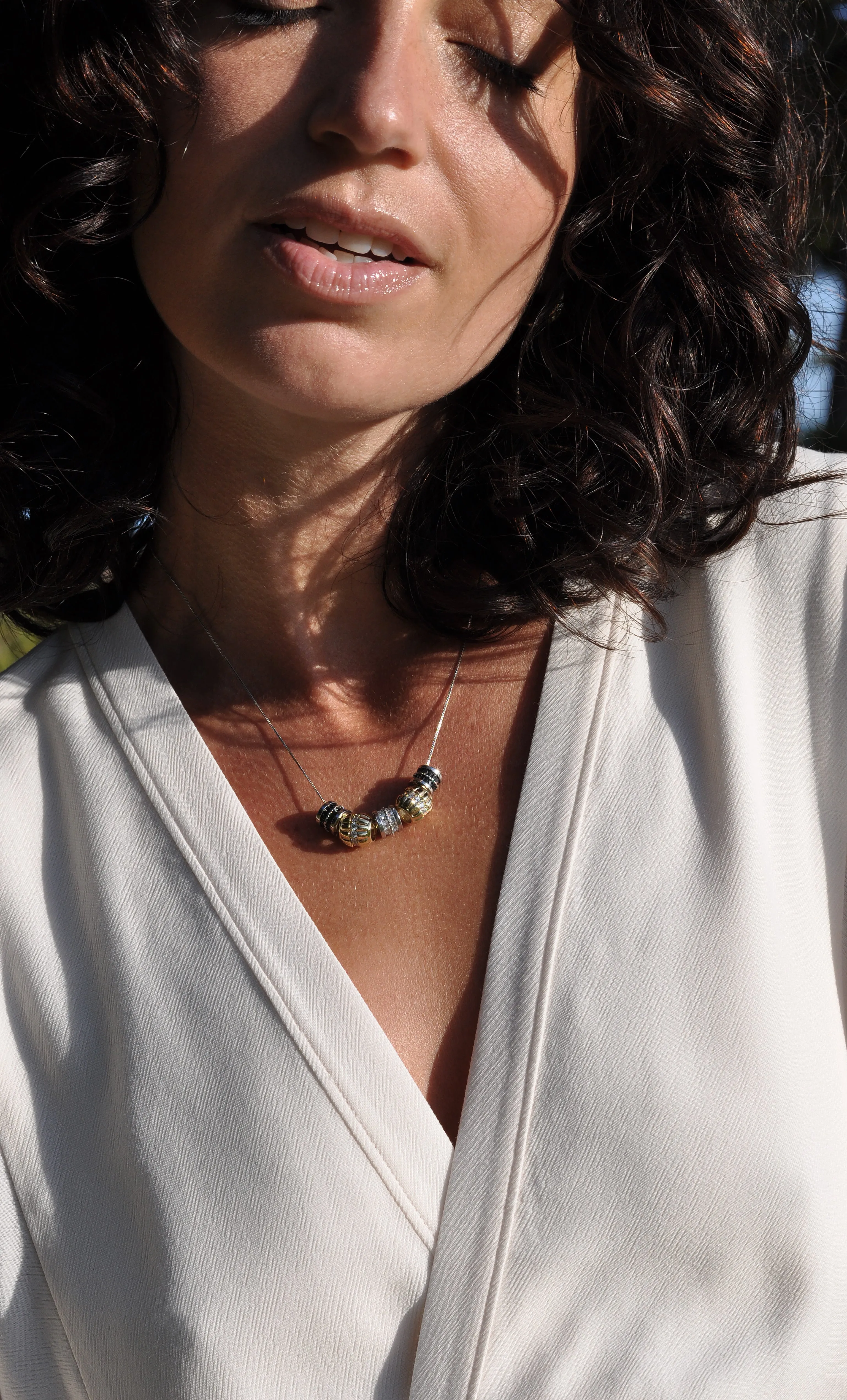 The Tunik Jewel's of the Night Necklace - White Gold